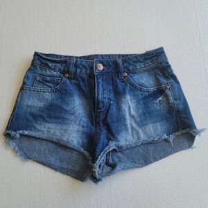 Delias Juniors Womens Jean Shorts Mid Rise Medium Blue Destroyed Raw Hems Sz 3/4